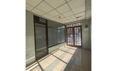 Local comercial en arriendo en LAS CONDES