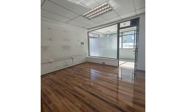 Local comercial en arriendo en LAS CONDES