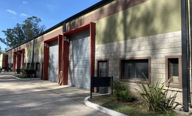 Depósito en  Venta en Micro Parque Industrial con Seguridad 24hs