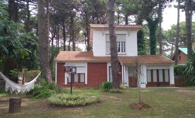 Casa en  ALQUILER Pinamar