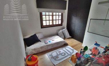 ESPECTACULAR CASA !!CON FINOS DETALLES!!EN MAR DE AJO!