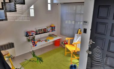 ESPECTACULAR CASA !!CON FINOS DETALLES!!EN MAR DE AJO!