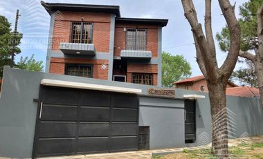 ESPECTACULAR CASA !!CON FINOS DETALLES!!EN MAR DE AJO!
