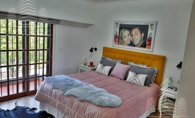 ESPECTACULAR CASA !!CON FINOS DETALLES!!EN MAR DE AJO!