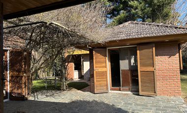 CASA EN ALQUILER 4 AMB-  QUINCHO/PARRILLA - VENADO 2 CANNING