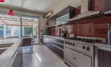 Venta Casa 5 ambientes en Villa Lugano