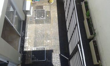 Casas en venta  - 8 dormitorios 3 baños - 260mts2 - Adrogue