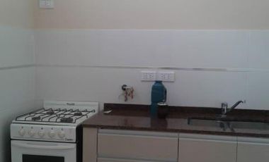 Casas en venta  - 8 dormitorios 3 baños - 260mts2 - Adrogue