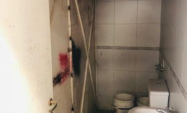 Dos locales con galpón en venta, en Av. Cazón, Tigre