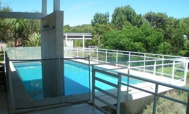 Cod 422 Alquiler Semana Santa Excelente!! totalmente renovada 1 cuadra del mar.