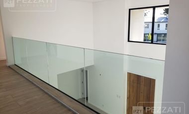 Casa en  venta en Barrio Privado Rumenco Joven. 3 dormitorios (1 suite) . Garage doble. Jardin