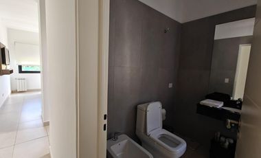 Casa con pileta en Santa Elena - Pilar del Este