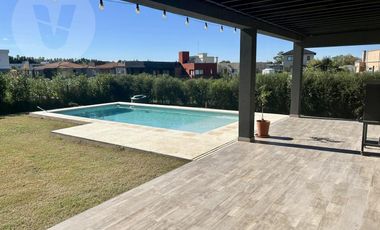 Casa en venta - Barrio Santa Inés, Canning