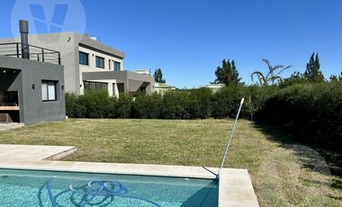 Casa en venta - Barrio Santa Inés, Canning