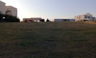 Terreno en  San Sebastián al agua MB