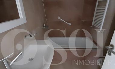 Departamento de categoría - 2 dormitorios c/cochera 113 m2 -  Cipolletti Centro