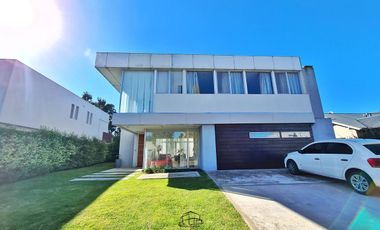 Chalet Minimalista 4 amb   Piscina - Rumenco Los Tilos