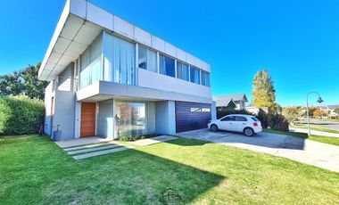 Chalet Minimalista 4 amb   Piscina - Rumenco Los Tilos