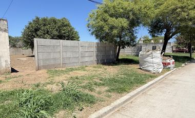 Terreno con pavimento y todos los servicios. Venado Tuerto