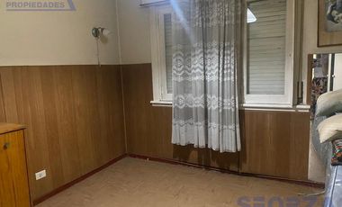 Casa para hacer local en venta a metros de Av peron en San Miguel