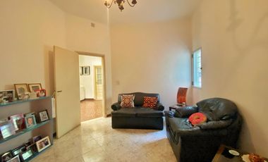 VENTA CASA 5 AMB 230 M2 PATIO TERRAZA GERLI