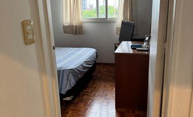 Departamento en Venta en el centro de Campana 3 ambientes con Balcón al frente