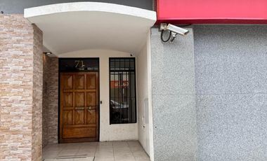 Departamento en Venta en el centro de Campana 3 ambientes con Balcón al frente