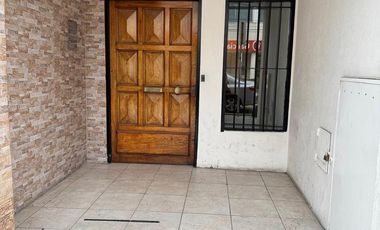 Departamento en Venta en el centro de Campana 3 ambientes con Balcón al frente