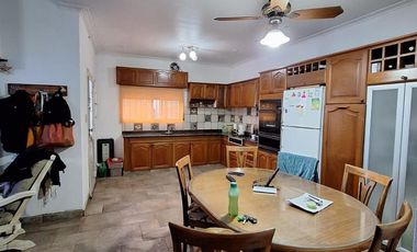 RBS. HERMOSA CASA EN VENTA, ZONA JOSE C PAZ