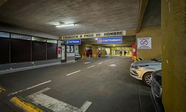 Cochera con seguridad 24hs en pleno centro