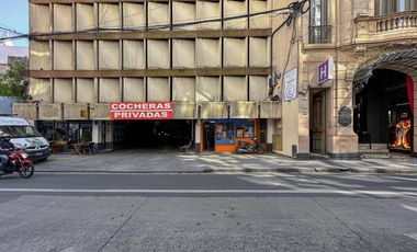 Cochera con seguridad 24hs en pleno centro