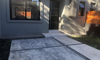 CASA VENTA ITUZAINGO