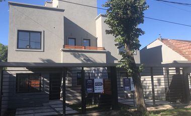CASA VENTA ITUZAINGO