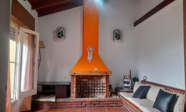 Casa Multifamiliar o Dos casas independientes - Lanus