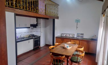 Casa Multifamiliar o Dos casas independientes - Lanus