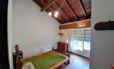 Casa Multifamiliar o Dos casas independientes - Lanus