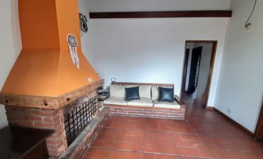Casa Multifamiliar o Dos casas independientes - Lanus