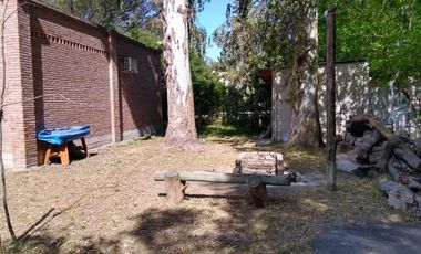 Casa en venta - 3 Dormitorios 3 Baños - 1510mts2 - La Plata