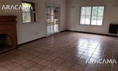CASA en VENTA en Echeverria del Lago - Canning
