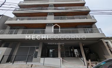 Departamento 2 dormitorios venta en Tigre con cochera