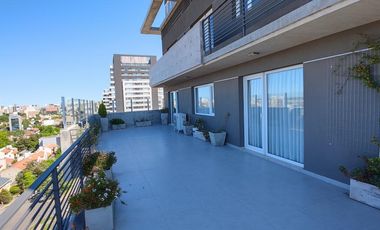VENTA Departamento Piso  3 dormitorios - Nivel Gerencial - Bº Santa Genoveva