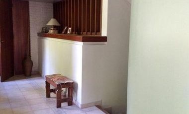 Venta Permuta Importante Residencia 6 Ambientes Magnifica Arquitectura