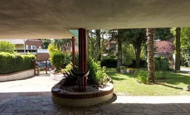 Venta Permuta Importante Residencia 6 Ambientes Magnifica Arquitectura