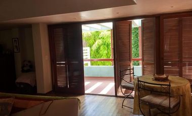 Venta Permuta Importante Residencia 6 Ambientes Magnifica Arquitectura