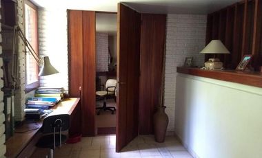 Venta Permuta Importante Residencia 6 Ambientes Magnifica Arquitectura