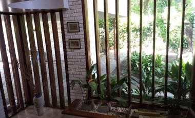 Venta Permuta Importante Residencia 6 Ambientes Magnifica Arquitectura