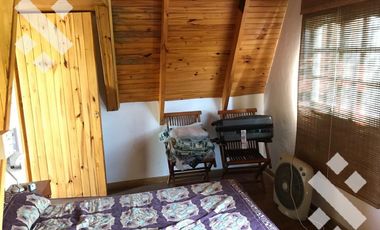 VENTA: CABAÑA 4 DORM. E/ VILLA MARI MENUCO