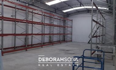 Galpón + Casa sobre Av. Centenario - Oportunidad - en el Corazón de San Isidro