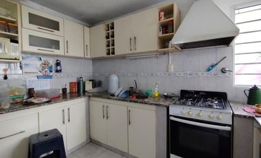 Casa en  Luis Guillon