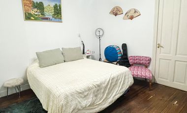 VENTA CASA AMPLIA Y LUMINOSA EN EL CORAZÓN DE MATADEROS